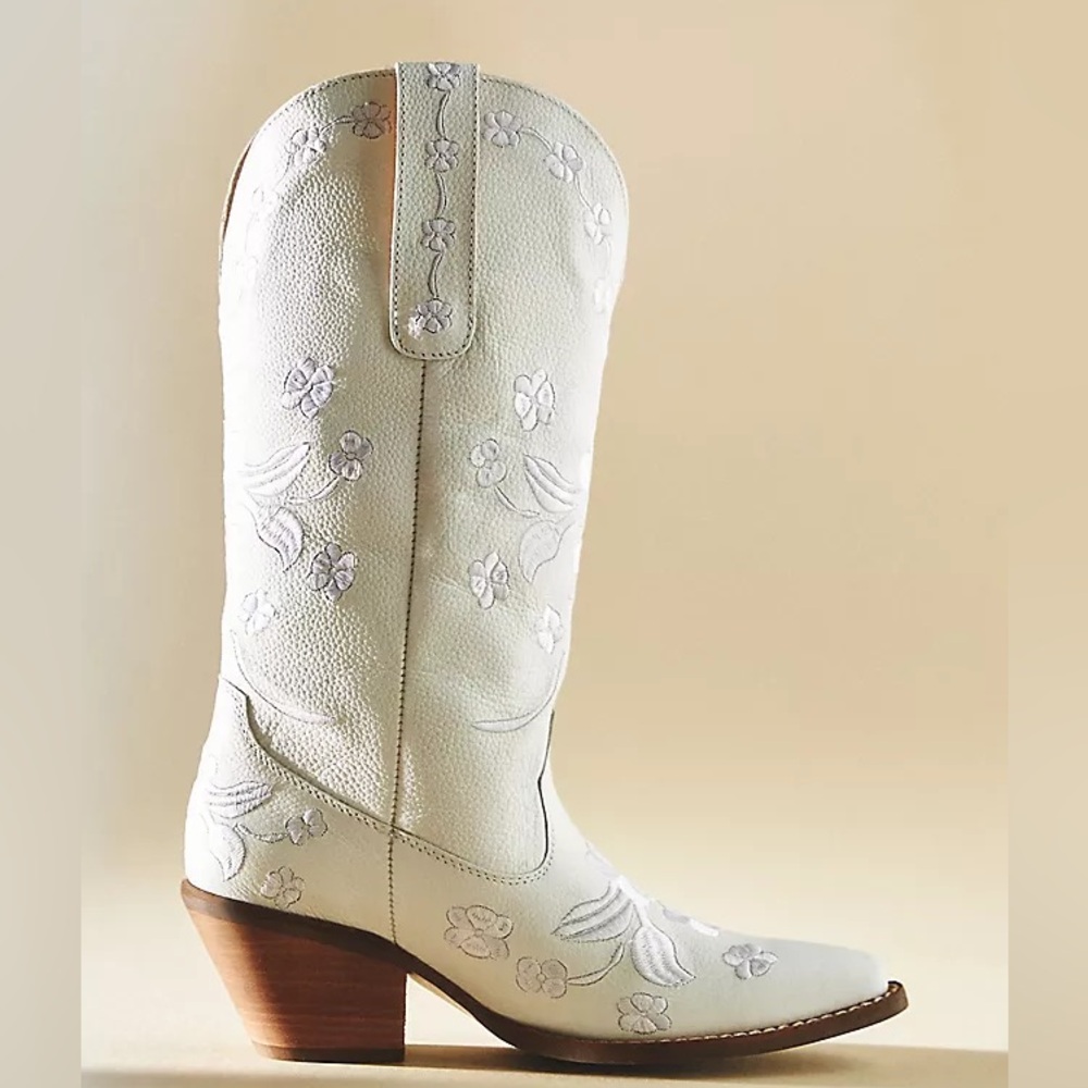 Dingo White Embroidered Western Heeled Boots